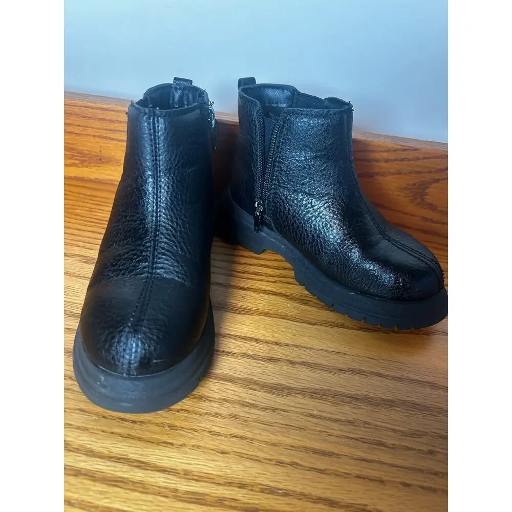 Oshkosh Toddler Size 10 Xandra Chelsea Boot Black Zipper Girl